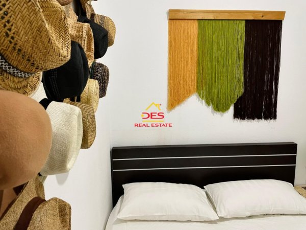 Vlore, jepet me qera apartament 1+1+Ballkon Kati 7, 50 m² 300 € (Rruga Murat Tërbaçi)