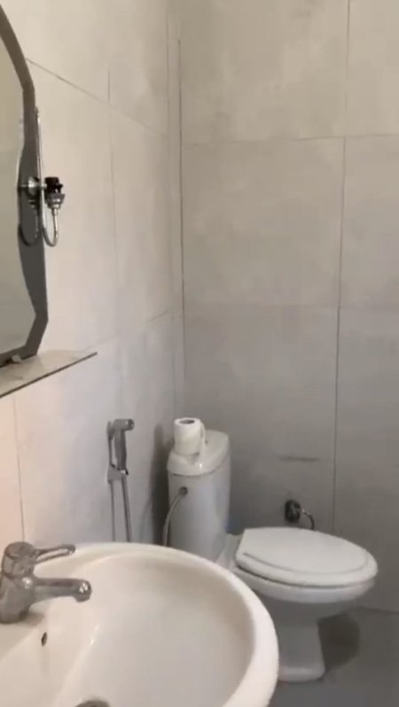 Tirane, jepet me qera apartament 2+1 Kati 1, 460 € 