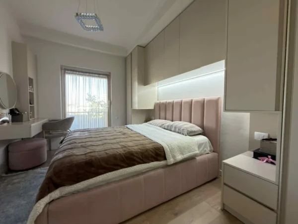 Tirane, shes apartament 2+1+Aneks+Ballkon Kati 1, 92 m² 260.000 € (Rezidencën Quartum)