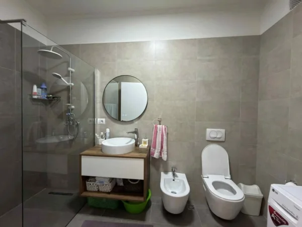 Tirane, shes apartament 2+1+Aneks+Ballkon Kati 1, 92 m² 260.000 € (Rezidencën Quartum)