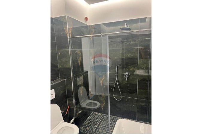 Tirane, jepet me qera apartament 2+1 , 80 m² 580 € (Rruga e Thesarit, Tiranë)