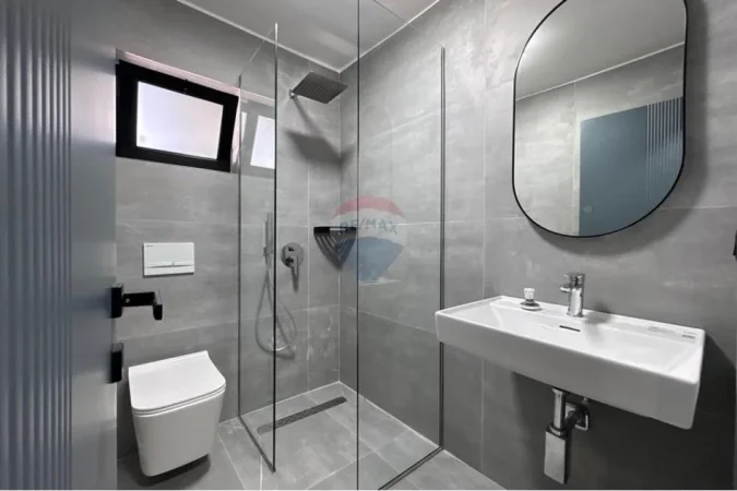 Tirane, shitet apartament 2+1 , 107 m² 268.000 € (Rruga Mine Peza, Tiranë)