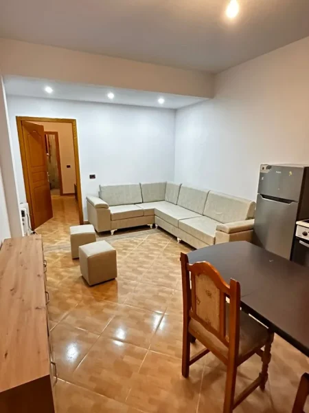 Astir jepet me qera apartament 1+1 Kati 3, 70 m² 400 €