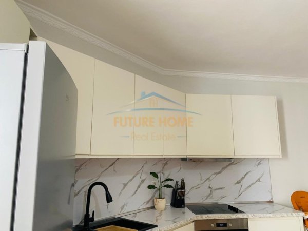 Tirane, qera apartament 2+1+Ballkon Kati 2, 80 m² (Don Bosko)