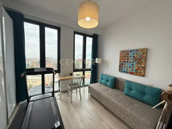 Tirane, jepet me qera apartament 2+1+Ballkon Kati 9, 110 m² 1.200 € (Rruga Faik Konica)