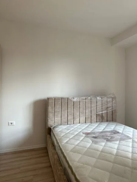 Tirane, shitet apartament 1+1+Ballkon Kati 4, 65 m² 