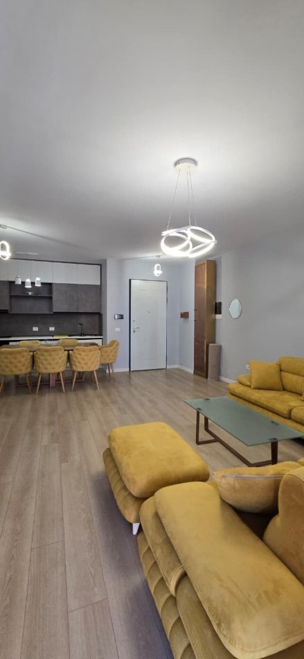 Tirane, jepet me qera apartament 2+1 Kati 4, 116 m² 1.200 € (Delijorgji)