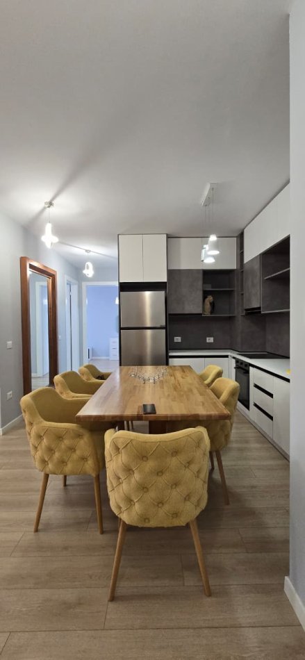 Tirane, jepet me qera apartament 2+1 Kati 4, 116 m² 1.200 € (Delijorgji)