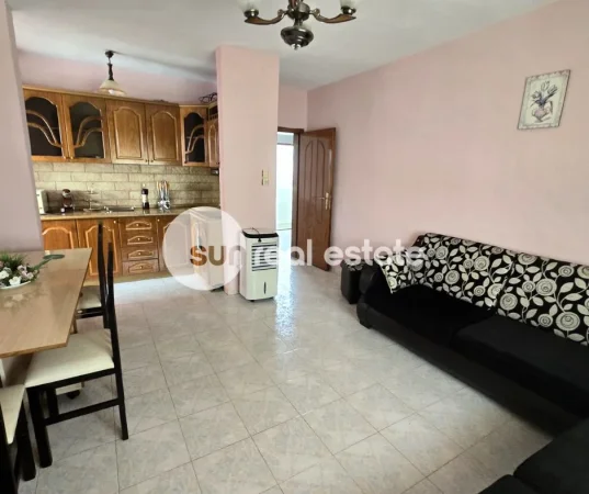 Shkoder, shitet apartament 1+1+Ballkon Kati 5, 56 m² (XHABIJE)