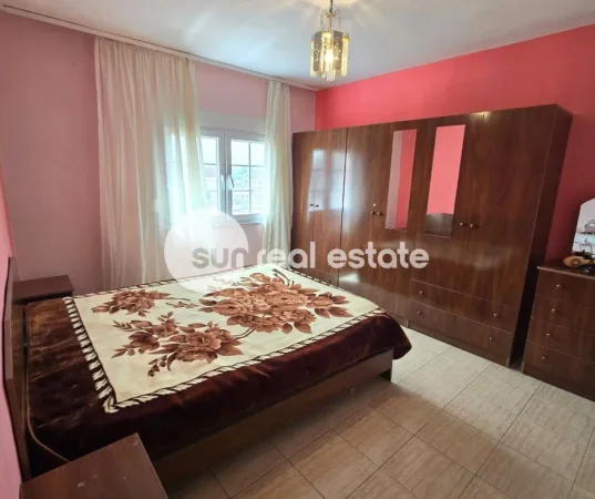 Shkoder, shitet apartament 1+1+Ballkon Kati 5, 56 m² (XHABIJE)