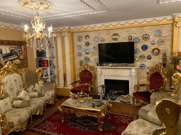 Tirane, shitet apartament 2+1 Kati 1, 117 m² 350.000 € (Kinostudio)