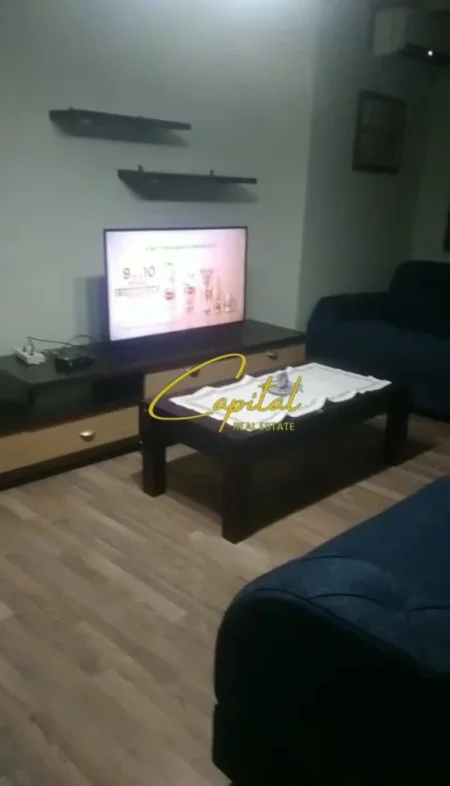 Tirane, jepet me qera apartament 1+1 Kati 2, 60 m² 600 € (MYSLYM SHYRI)