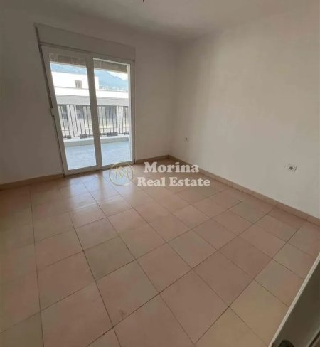 Tirane, jepet me qera apartament 1+1 Kati 5, 60 m² 350 € 