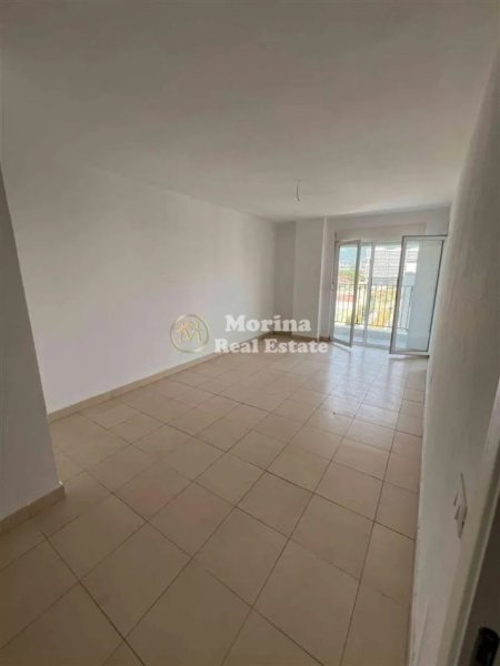 Tirane, jepet me qera apartament 1+1 Kati 5, 60 m² 350 € 
