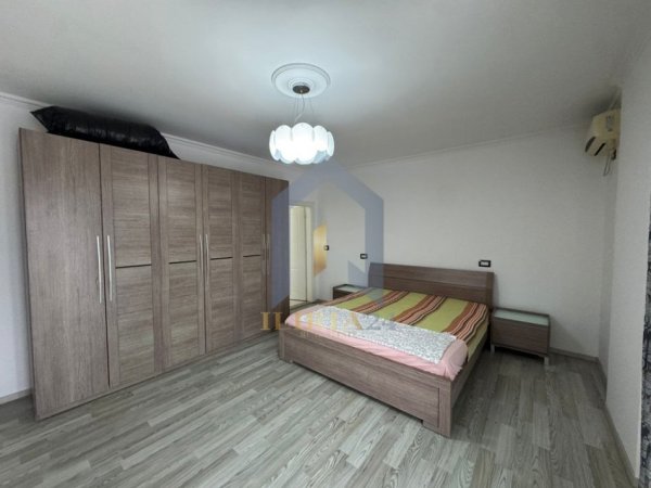Tirane, jap me qera apartament 2+1+Aneks+Ballkon , 294 m² 1.200 € (Selvia)