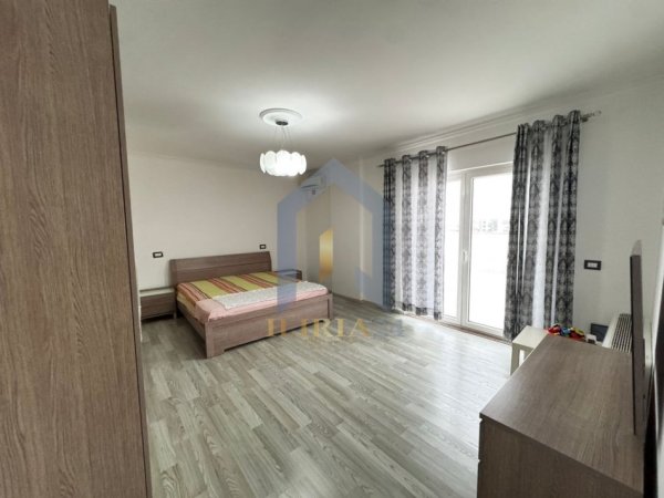 Tirane, jap me qera apartament 2+1+Aneks+Ballkon , 294 m² 1.200 € (Selvia)