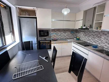 Tirane, shitet apartament 2+1 Kati 4, 74 m² 147.000 € 