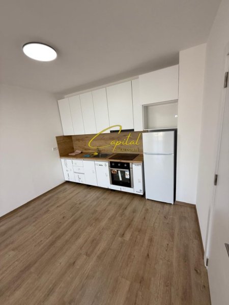 Tirane, jepet me qera apartament 1+1 Kati 4, 90 m² 350 € (KOMBINAT)
