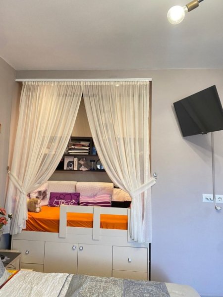 Tirane, jepet me qera apartament 1+1 Kati 1, 68 m² 900 € (Stadiumi Dinamo)