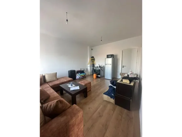 Tirane, shitet apartament 1+1 Kati 8, 64 m² 55.000 € (Kamez)