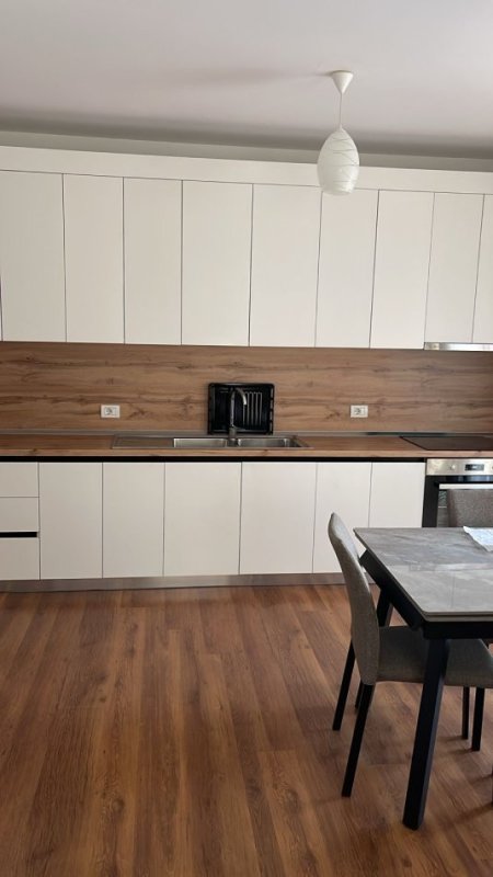 Tirane, jepet me qera apartament 2+1 Kati 2, 90 m² 700 € (Eglo Astir)