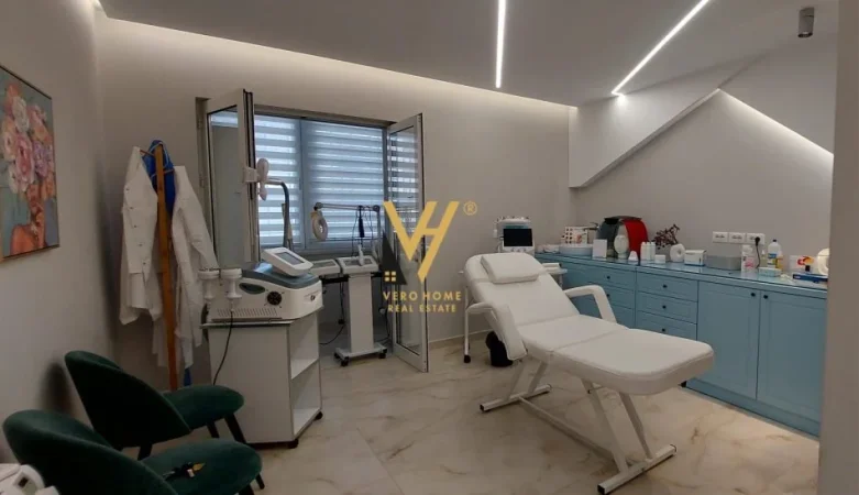 Tirane, jepet me qera ambjent biznesi Kati 0, 70 m² 1.900 € (RRUGA MINE PEZA)