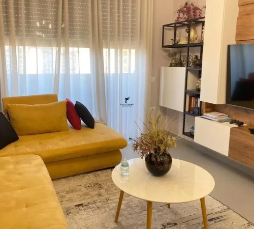 Tirane, jepet me qera apartament 1+1 Kati 7, 68 m² 900 € (STADIUMI DINAMO)