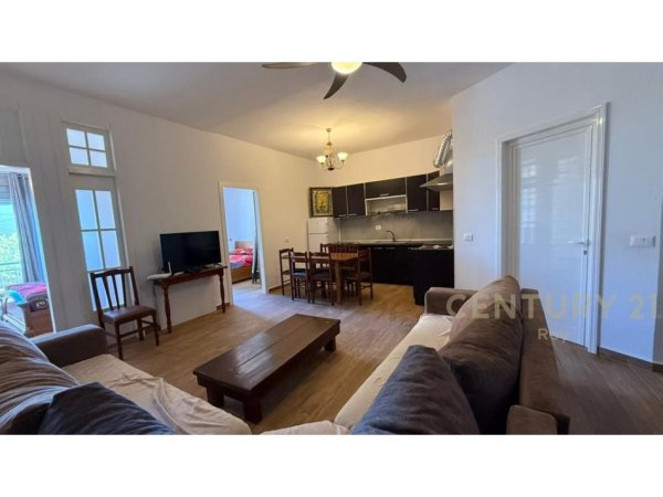 Durres, shitet apartament 2+1 Kati 1, 75 m² 125.000 € (Golem)