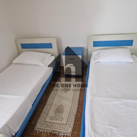 Tirane, jap me qera apartament 2+1+Ballkon Kati 3, 95 m² 450 € (Frigoriferi)