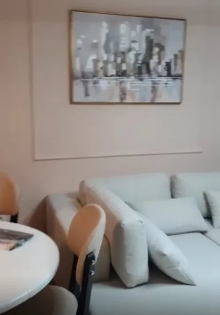 Tirane, jepet me qera apartament 2+1+Ballkon Kati 4, 1 m² 650 € 