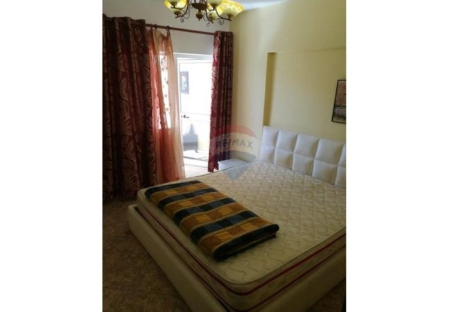 Tirane, jepet me qera apartament 2+1+Ballkon Kati 4, 100 m² 620 € (Komuna Parisit)