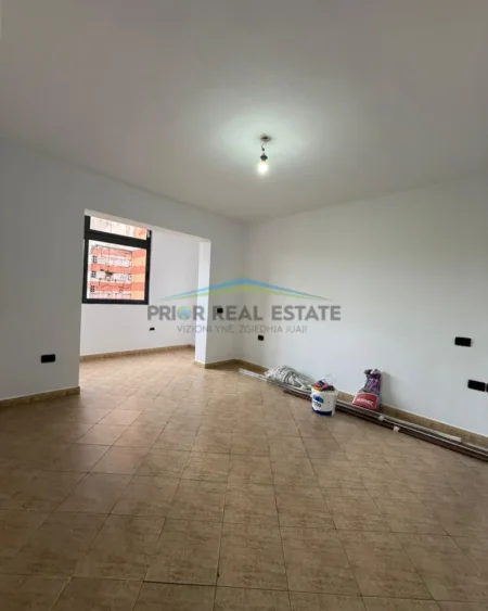 Tirane, shitet apartament 2+1 Kati 5, 72 m² 225.000 € (Rruga e Elbasanit)
