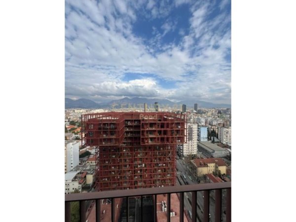 Tirane, jepet me qera apartament 2+1+Ballkon Kati 18, 110 m² 1.500 € (Rruga e Kavajes)
