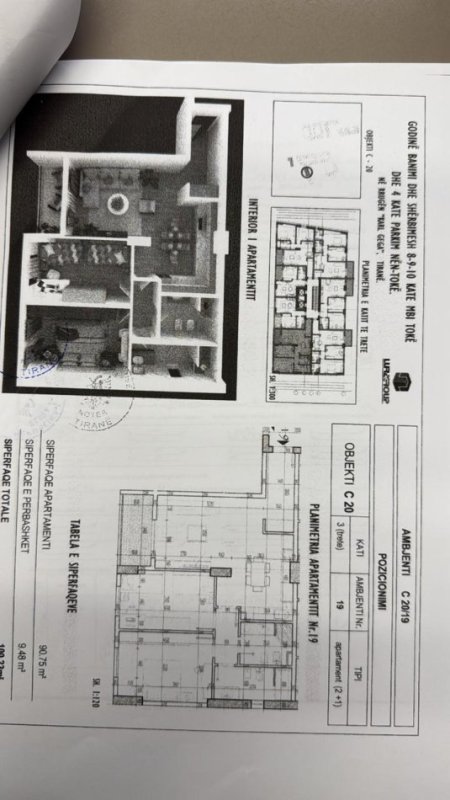 Tirane, jepet me qera apartament 2+1 Kati 3, 90 m² 800 € (ISH STACIONI I TRENIT)