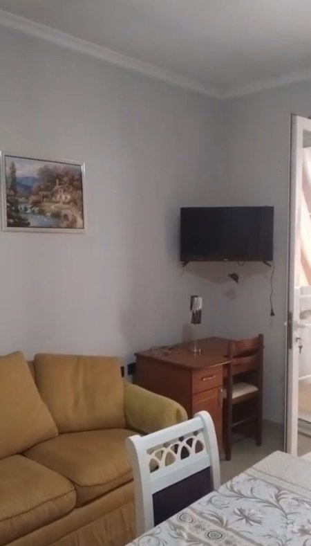 Tirane, jepet me qera apartament 1+1 Kati 2, 65 m² 450 €