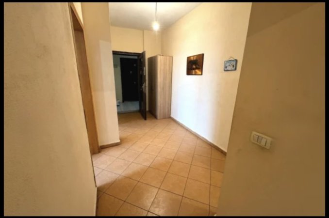 Laprak,Shitet apartament 2+1 Kati 7, 90m² 130.000 €