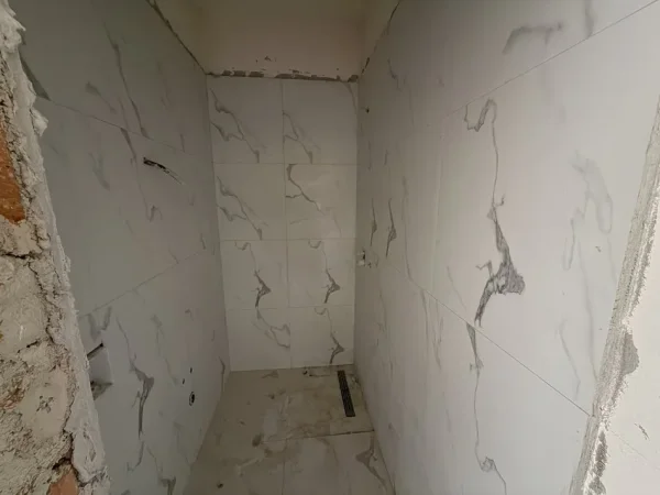 Tirane, shitet apartament 2+1+Ballkon , 98 m² 135.000 € (Urban Gate, Astir)