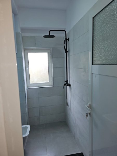 Tirane, jepet me qera apartament 1+1 , 64 m² 600 € (Inxhinieria e Ndërtimit) 21 Dhjetori