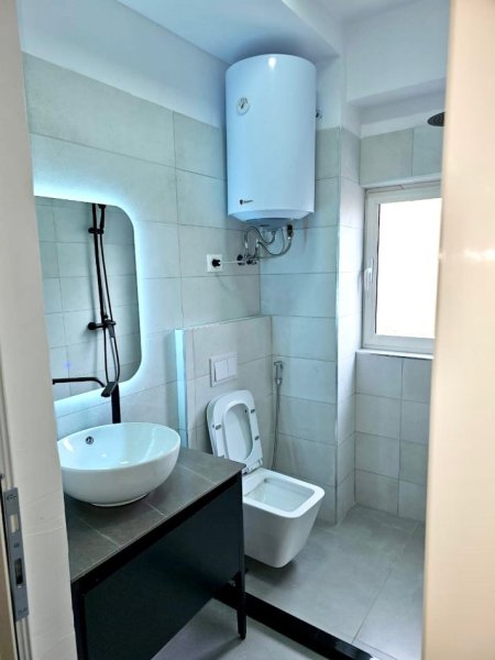 Tirane, jepet me qera apartament 1+1 , 64 m² 600 € 📍 INXHINIERIA E NDERTIMIT 21 Dhjetori