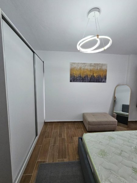 Tirane, jepet me qera apartament 1+1 Kati 2, 64 m² 600 € (21 Dhjetori)