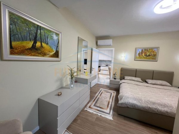 Tirane, jepet me qera apartament 2+1 Kati 7, 104 m² 1.400 € 