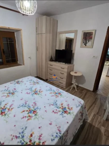 Korce, shitet shtepi 1+1 Kati 3, 518 m² 175.000 € (KORCË, VOSKOPOJË)