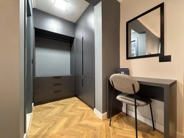 Tirane, shes 3 apartament 1+1 Kati 4, 107 m² 268.000 €