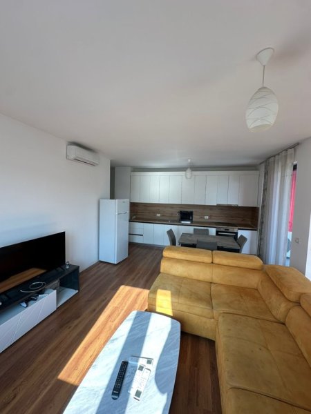 Tirane, jap me qera apartament 2+1+Aneks+Ballkon Kati 3, 120 m² 700 € (Prane ozone)