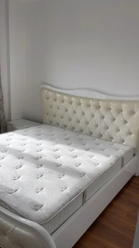 Tirane, jap me qera apartament 2+1+Aneks+Ballkon Kati 3, 120 m² 700 € (Prane ozone)