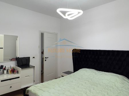 Tirane, shitet apartament 2+1 Kati 9, 89 m² 150.000 € 