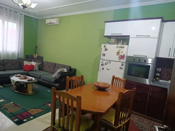 Tirane, shitet 2+1+Ballkon Kati 6, 77 m² 126.000 €