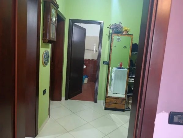 Tirane, shitet 2+1+Ballkon Kati 6, 77 m² 126.000 €