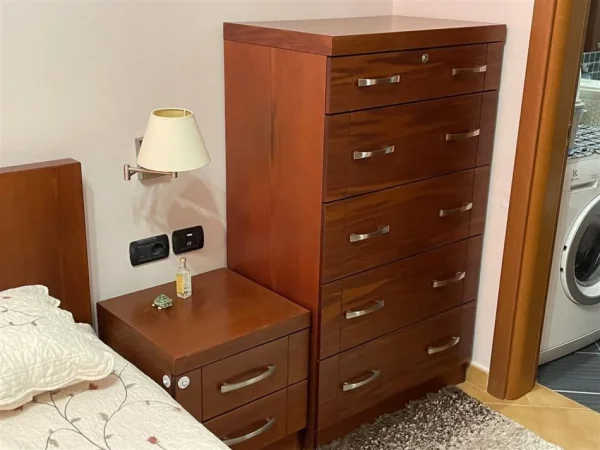 Tirane, jepet me qera apartament 2+1 , 100 m² 1.000 € (Pranë Stadiumit “Air Albania”)