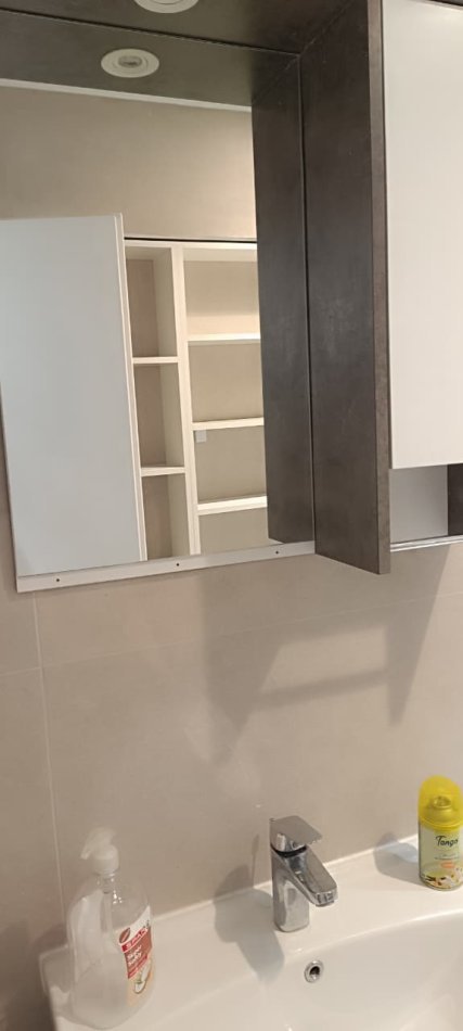 Tirane, jepet me qera apartament 1+1 Kati 4, 70 m² 580 € (MINE PEZA)